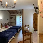 Mirador De Enterrias Guest house Enterria